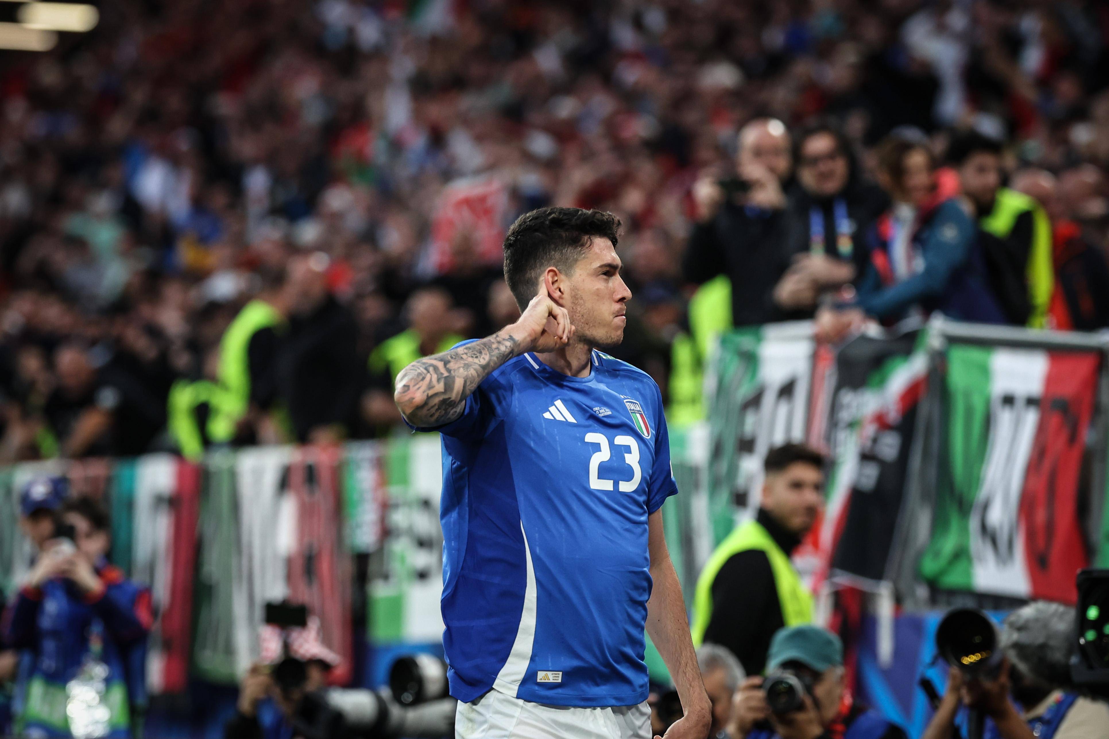 开云体育app-艾尔巴尼亚队员在欧国联比赛中大放异彩