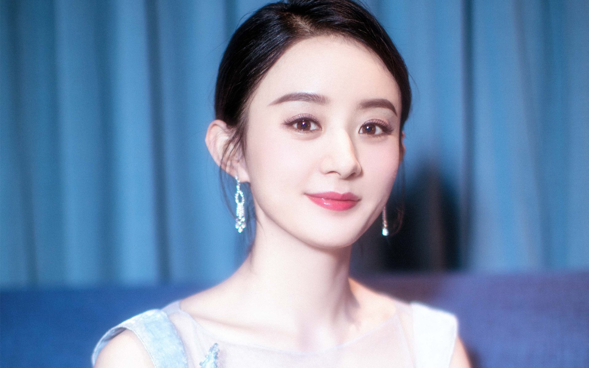 绿茵启示录，卢卡库的爆发与尼日利亚的突围