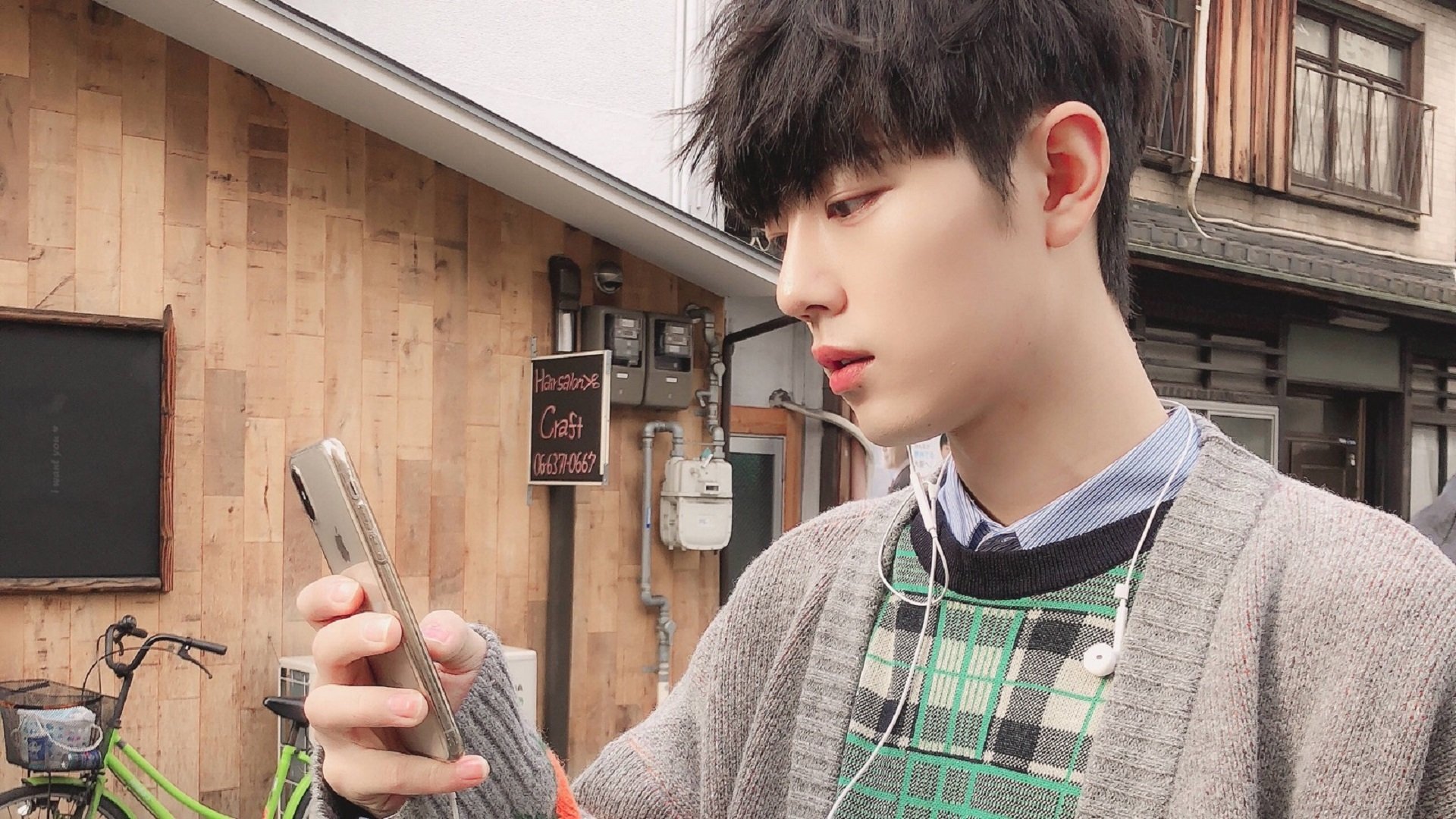 平行赛场的虚拟巅峰，当F1决战夜碰撞独行侠淘汰赛