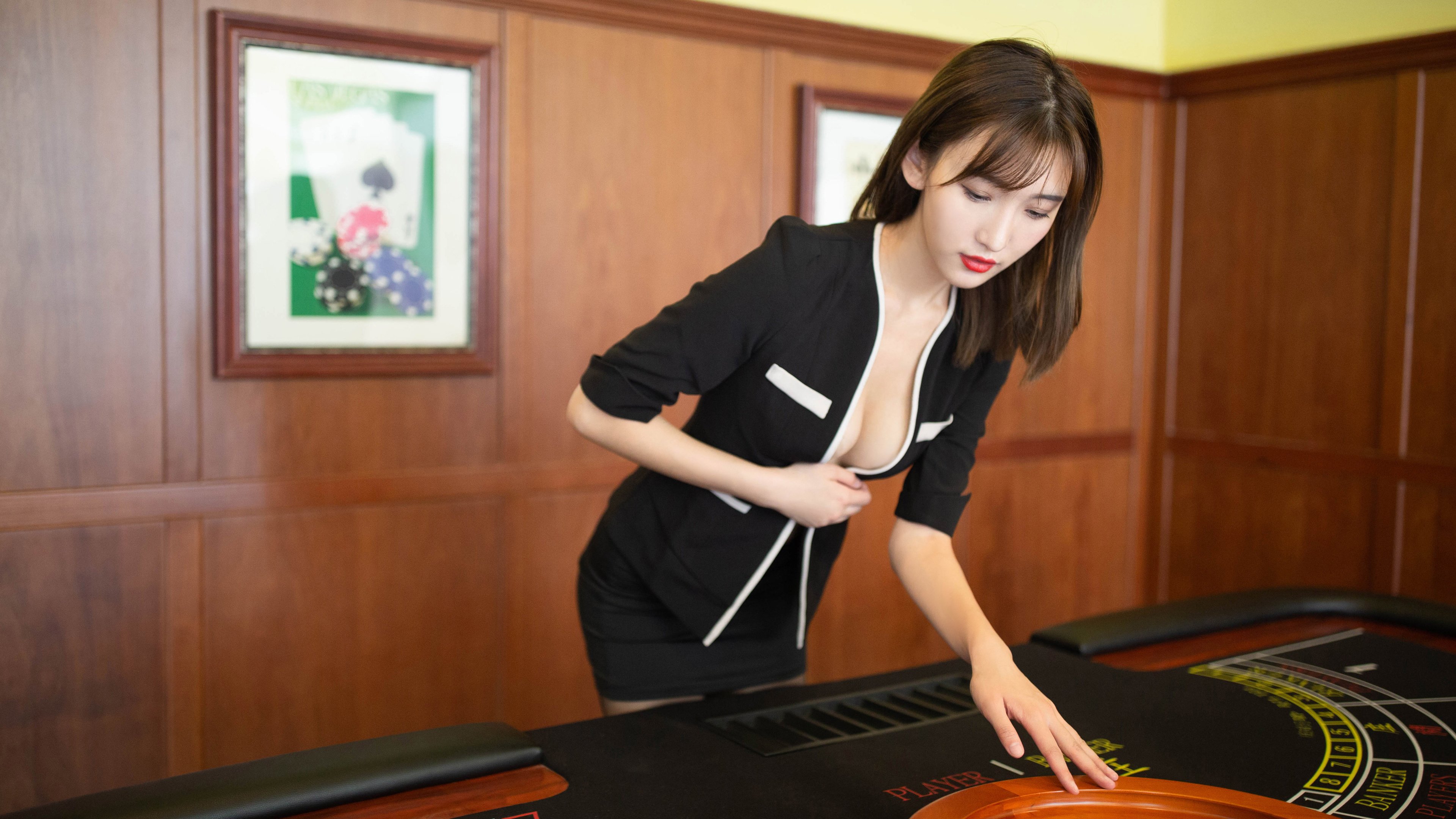 开云体育平台APP-强降雨冲刷郁金香，哥伦比亚的战术豪雨与金玟哉的巨人觉醒