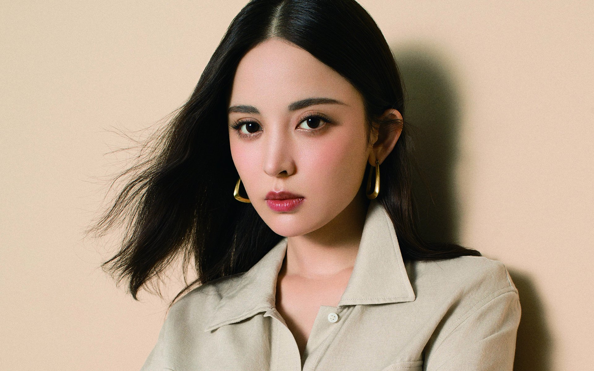 跨越太平洋的篮球课，西亚卡姆统治攻防，篮网轻取广东